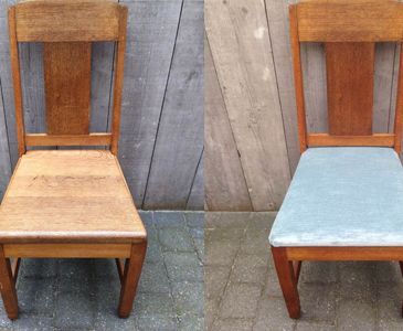 Opnieuw beklede stoelen blauw